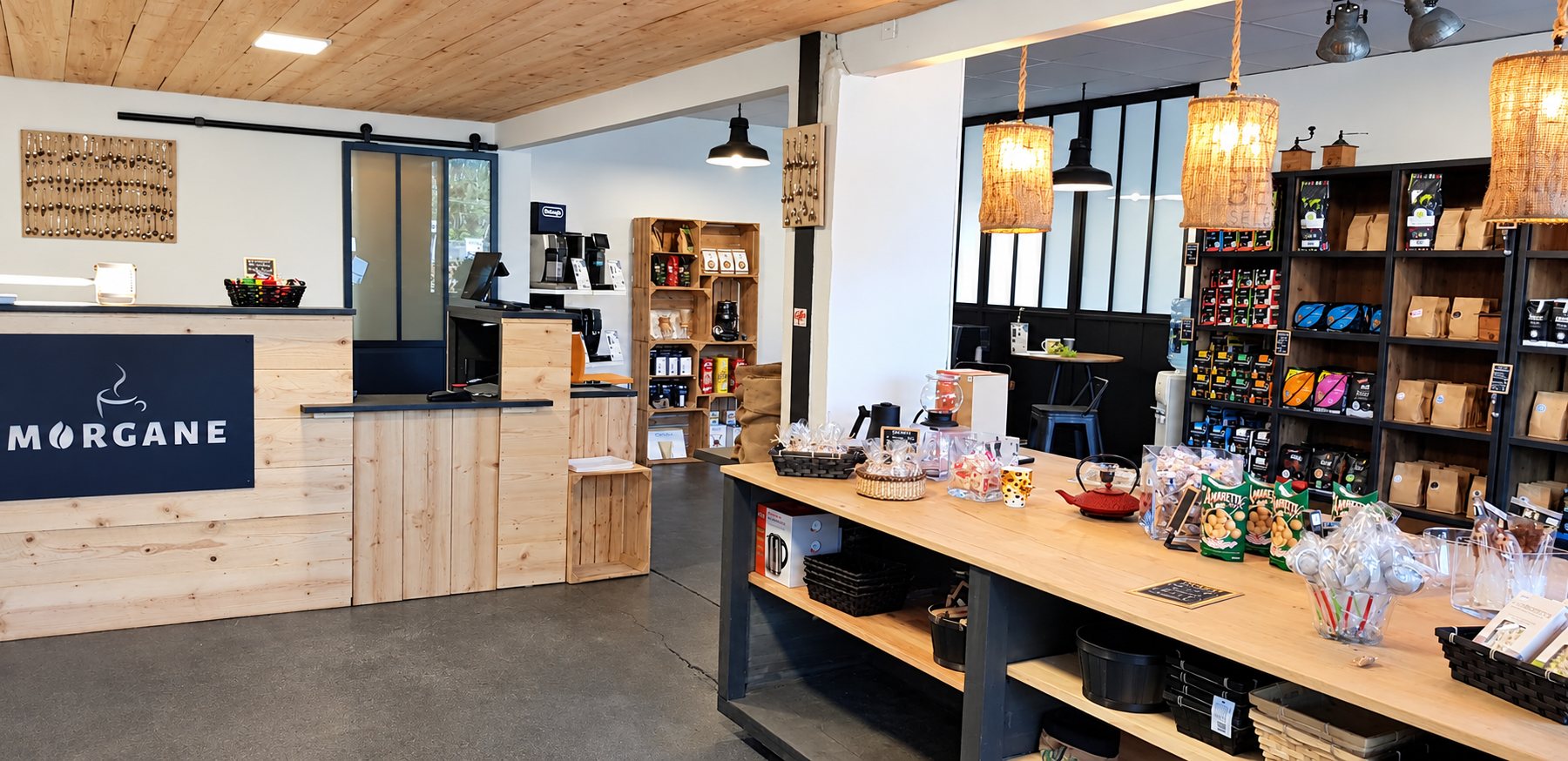 Intérieur de la boutique Morgane, à Bénesse-Maremne